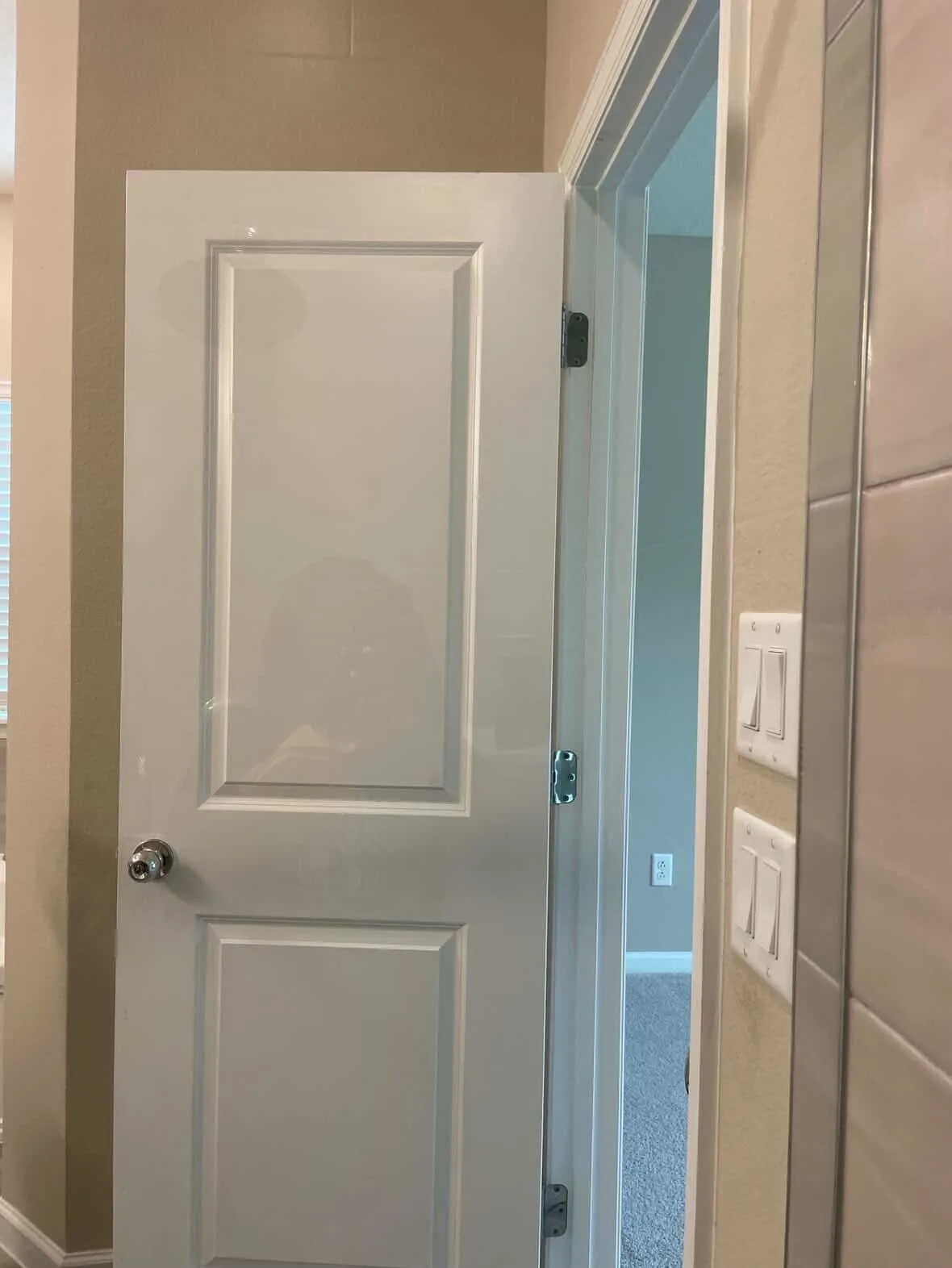 Door and trim detailed during move-out cleaning