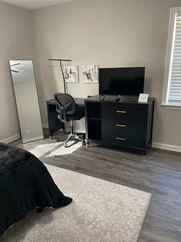 Clean, organized office workspace after professional office cleaning in Jacksonville FL